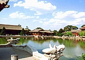 Huaqing Hot Spring Pool