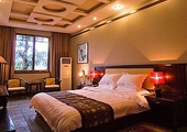 Jingguanming Lou Holiday Hotel